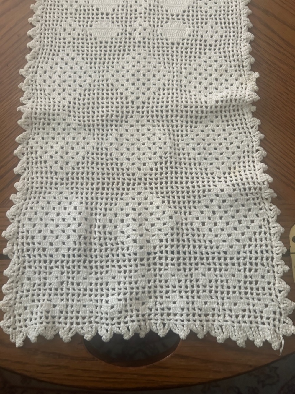 Vintage Crochet Table Runner - Picture 2 of 8